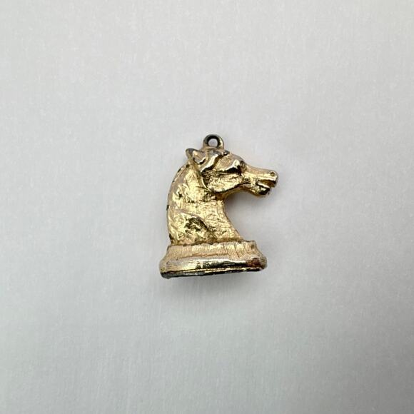 Vintage Mid-Century Knight Chess Piece Charm Renaissance Revival Style - Picture 2 of 6